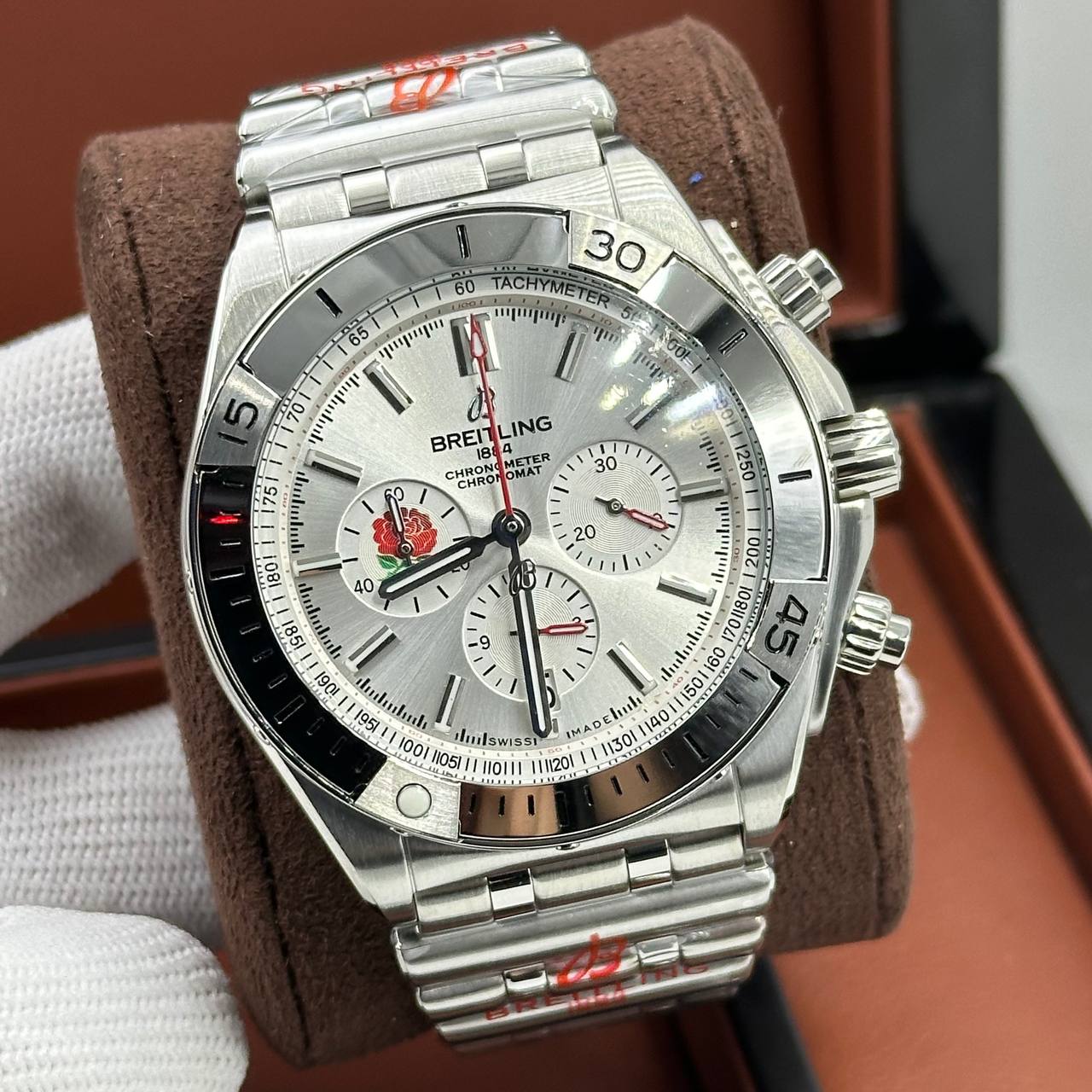 Мощные часы Breitling - Chronomat
