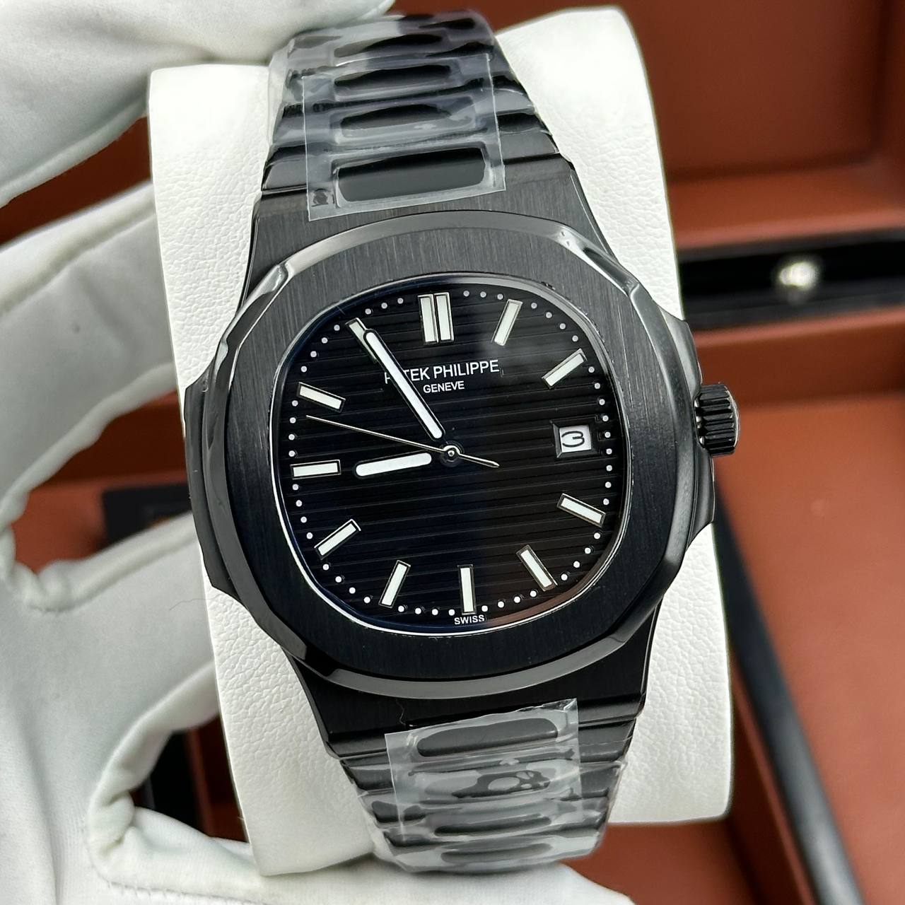 Популярные часы Patek Philippe - Nautilus