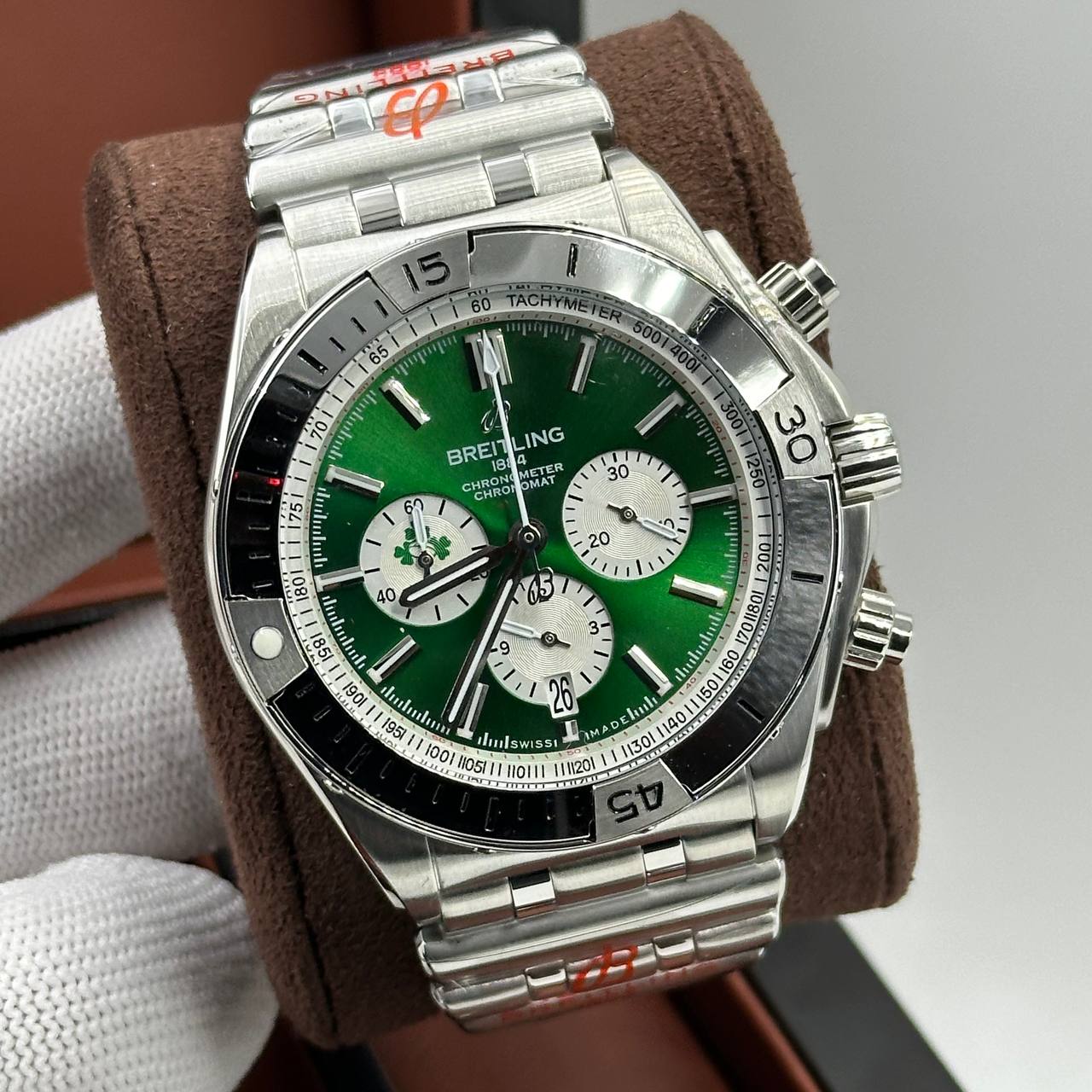 Мощные часы Breitling - Chronomat