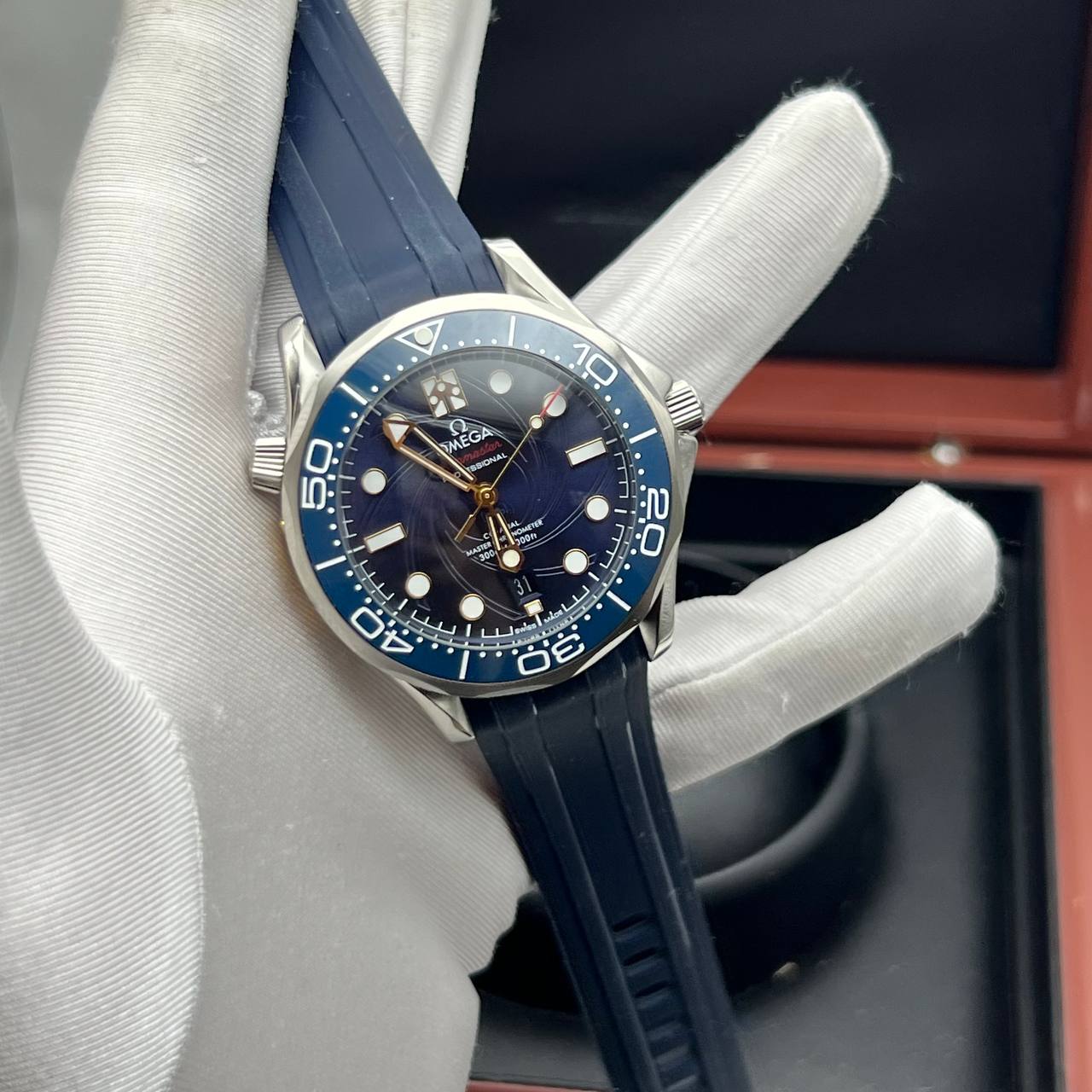 Мужские часы Omega Seamaster Diver 300м