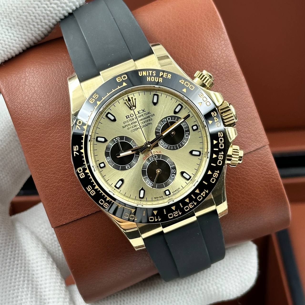 Шикарные часы Rolex - Daytona