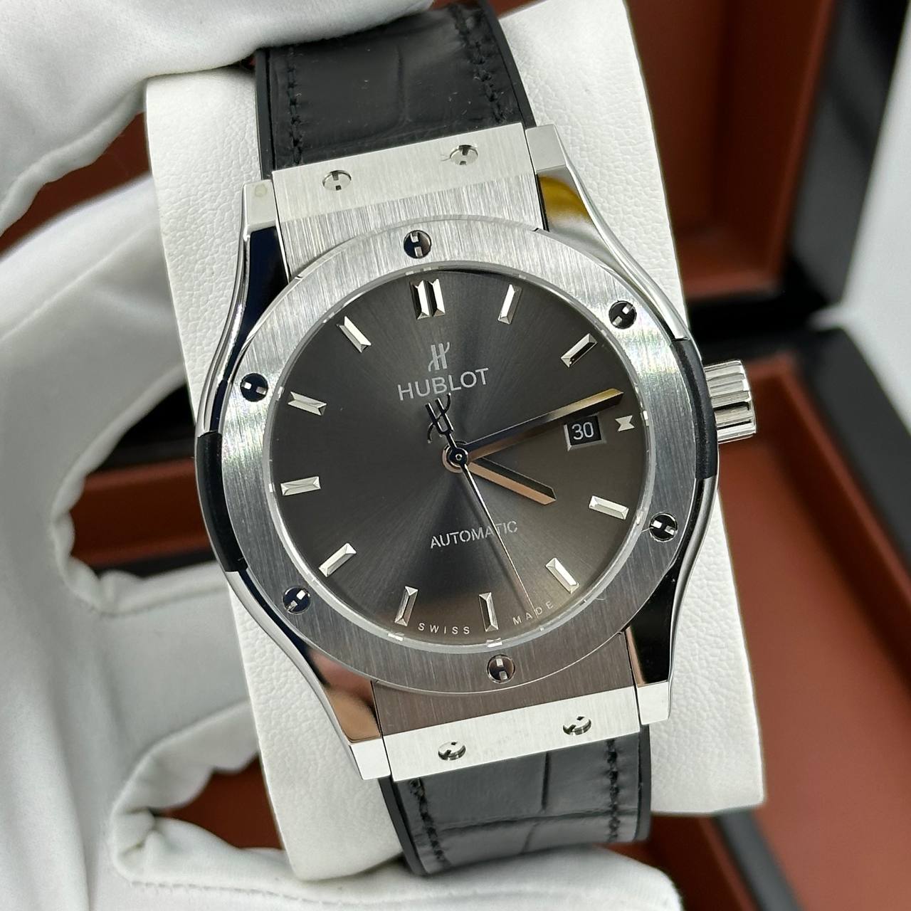 Классические часы Hublot - Classic Fusion