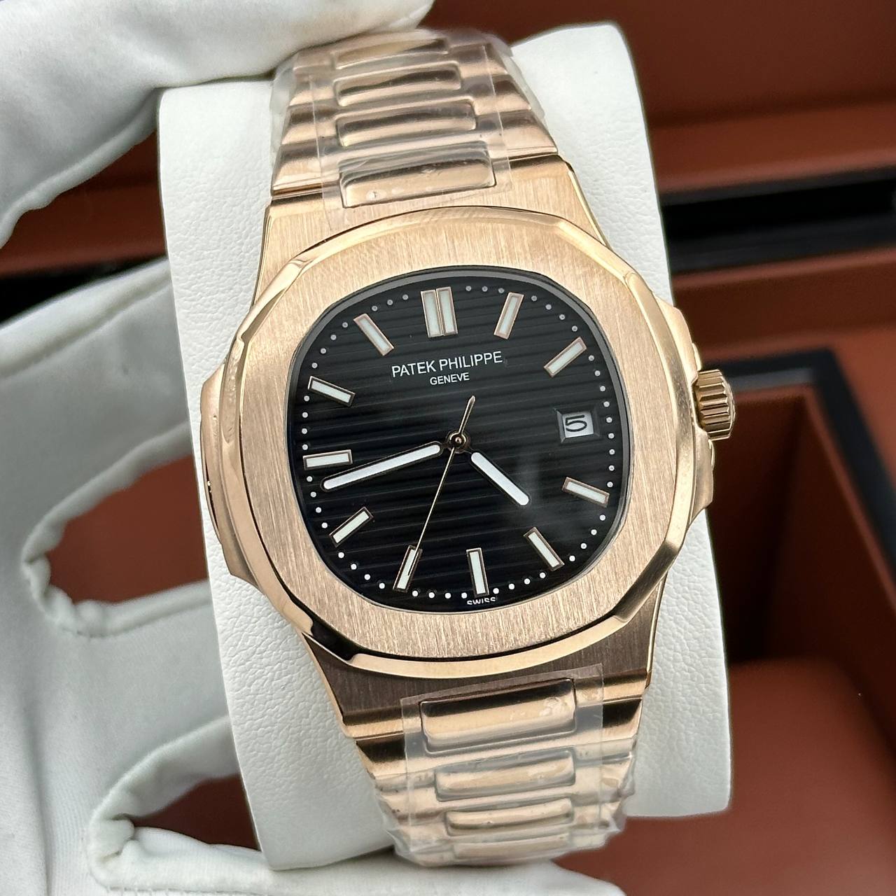Популярные часы Patek Philippe - Nautilus
