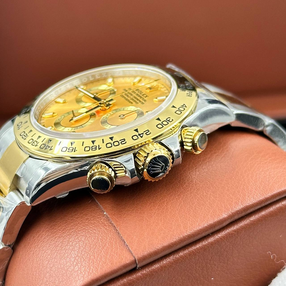 Шикарные часы Rolex - Daytona