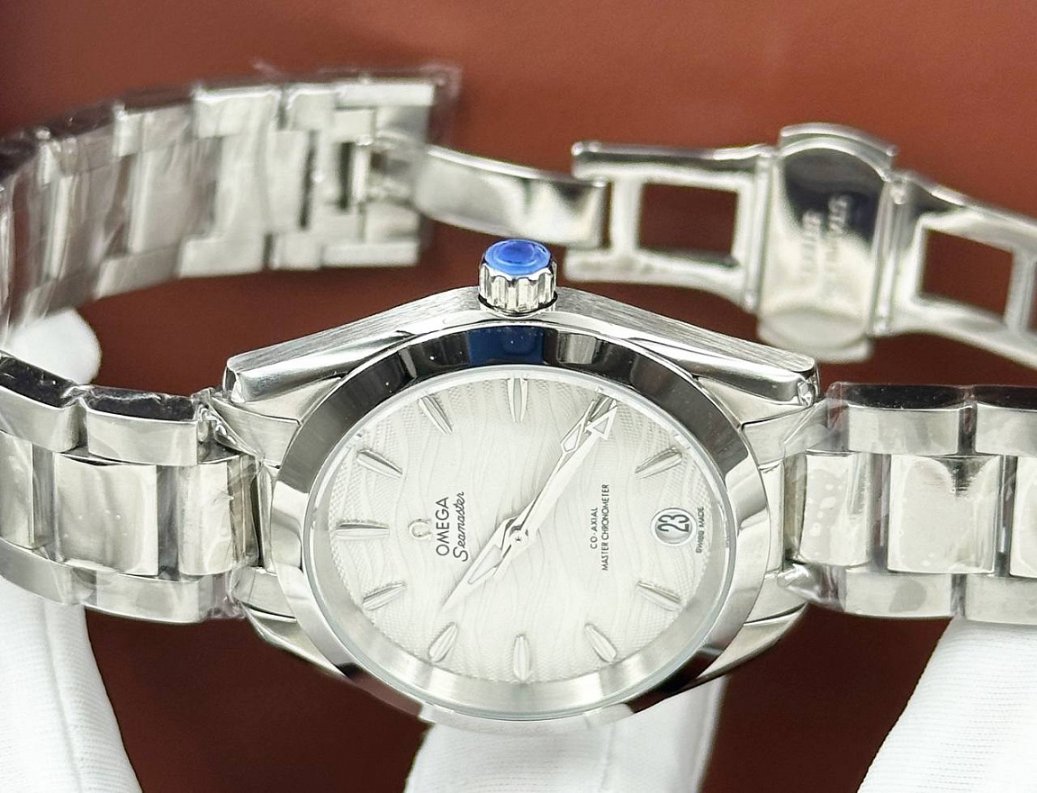 Женские часы Omega Seamaster Aqua Terra