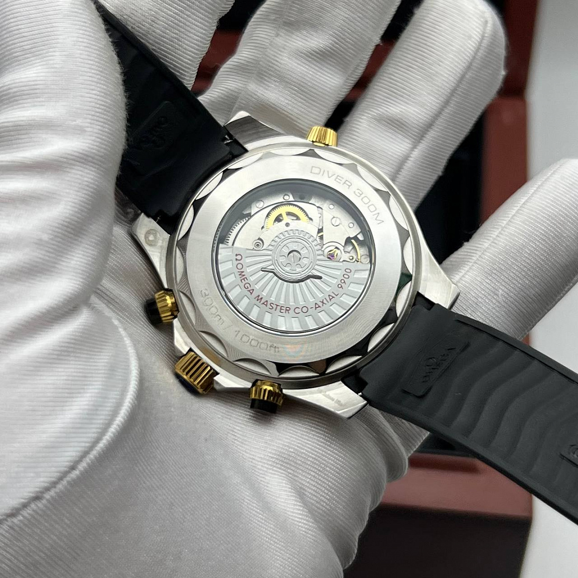 Мужские часы Omega Seamaster Diver 300м