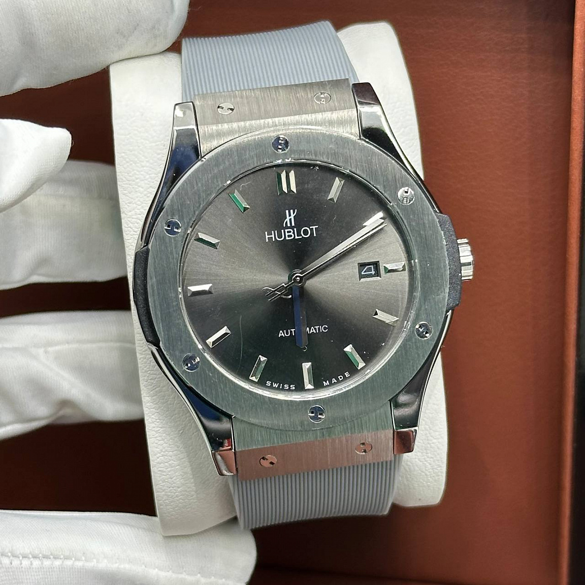 Классические часы Hublot - Classic Fusion