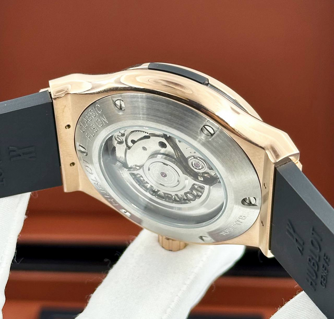 Классические часы Hublot - Classic Fusion
