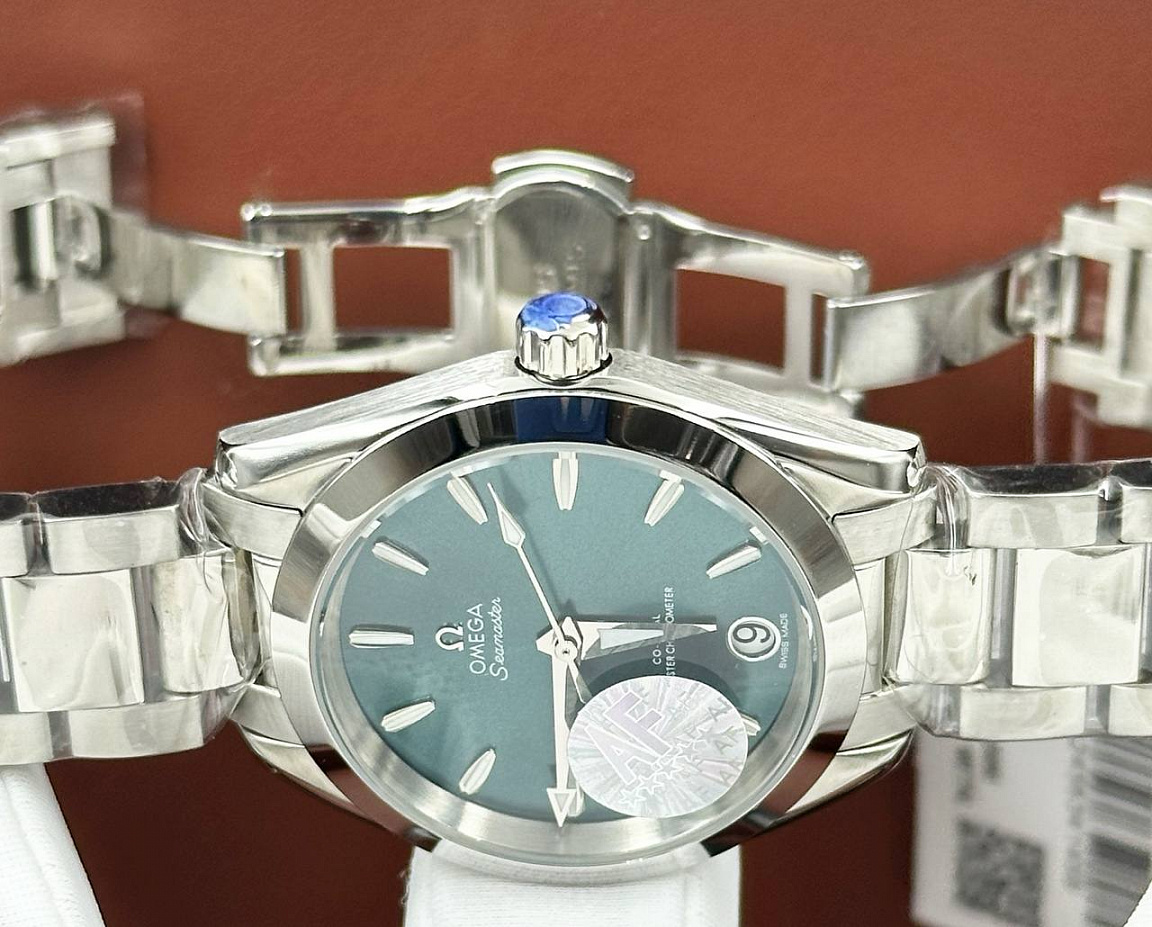 Женские часы Omega Seamaster Aqua Terra