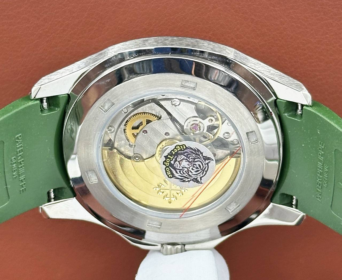 Мужские часы Patek Philippe Aquanaut Style