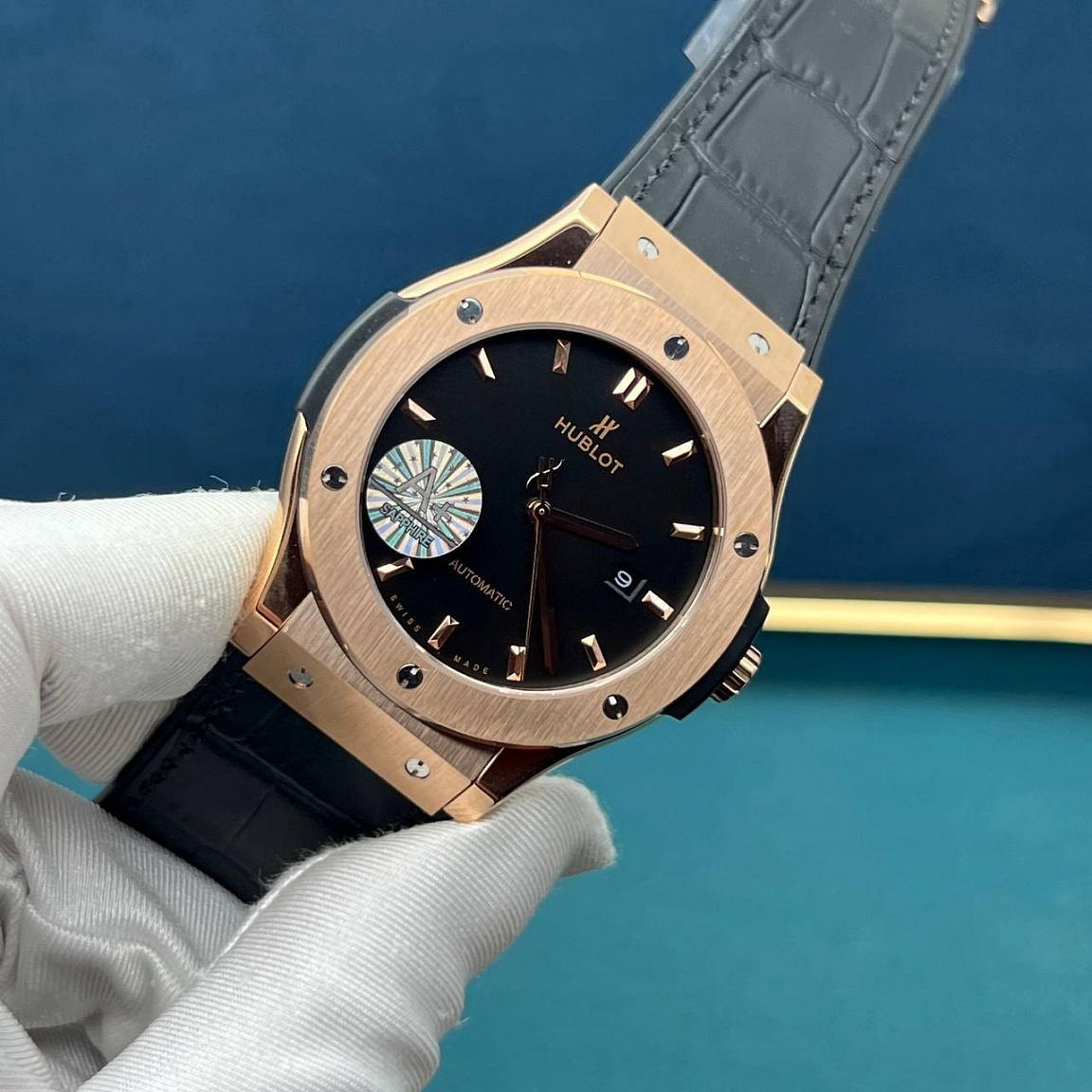Hublot Classic Fusion 45 мм с розово-золотым корпусом, сапфировым стеклом и автоматическим механизмом Miyota 8215
