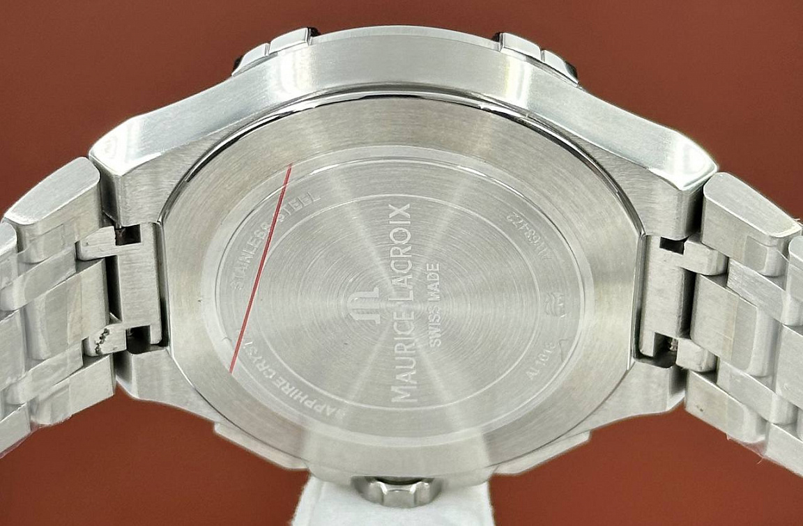 Популярные часы Maurice Lacroix Aikon Quartz Chronograph