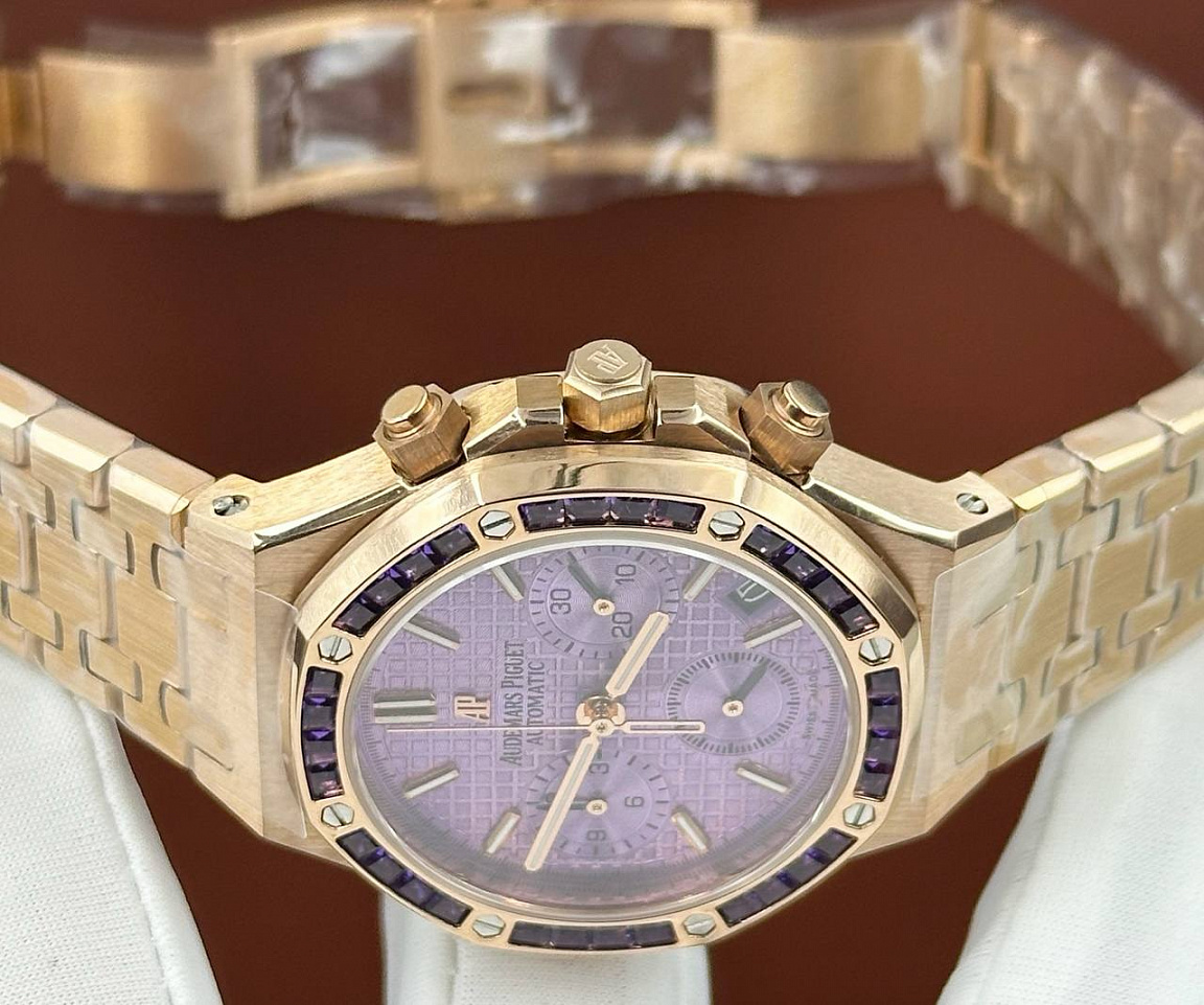 Женские часы Audemars Piguet Royal Oak Chronograph