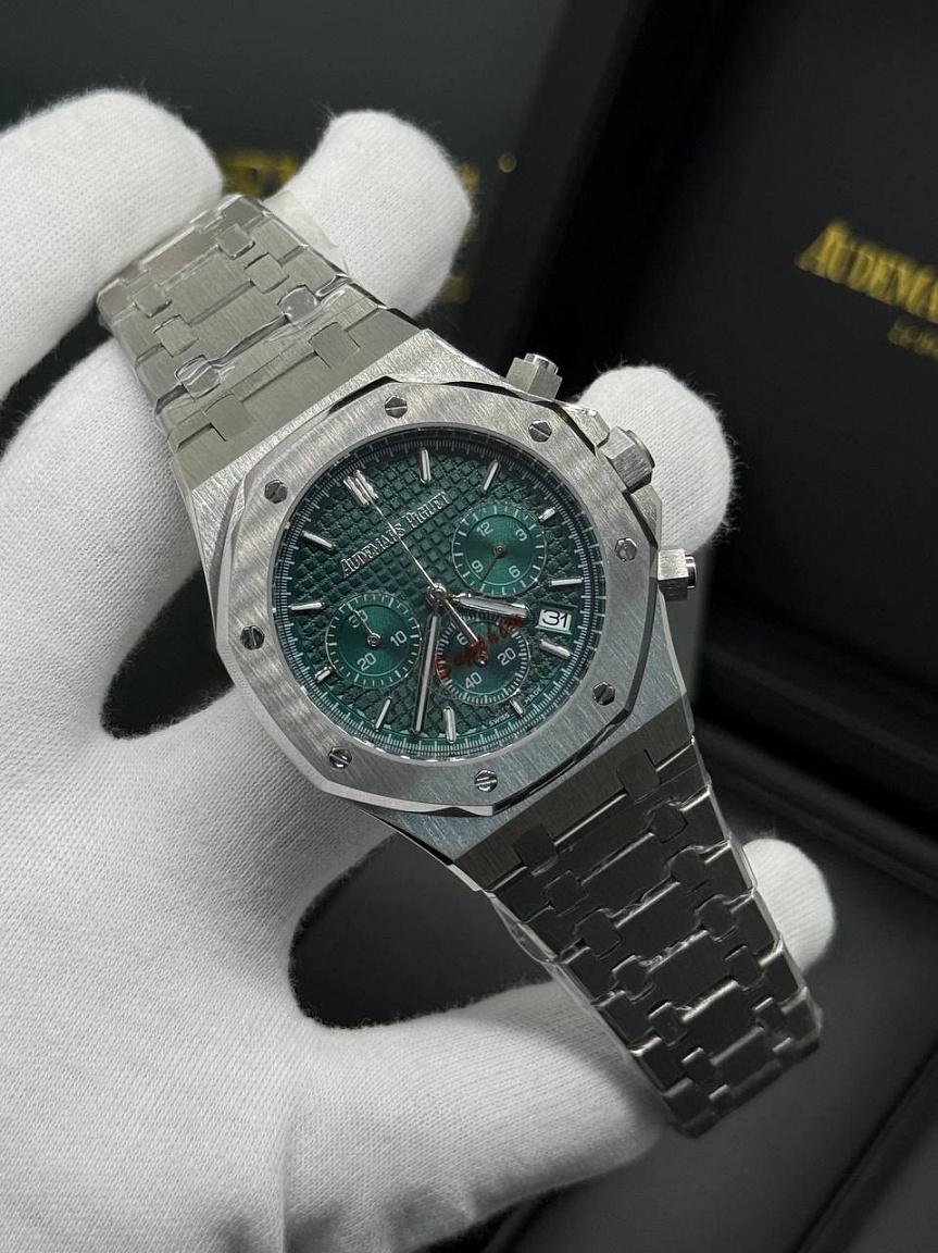 Audemars Piguet Royal Oak Offshore Chronograph 41 мм с зелёным циферблатом, сапфировым стеклом и стальным корпусом 316L