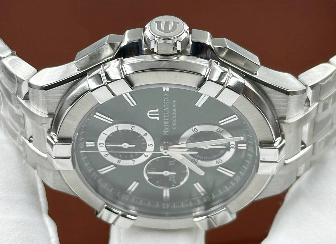 Популярные часы Maurice Lacroix Aikon Chronograph
