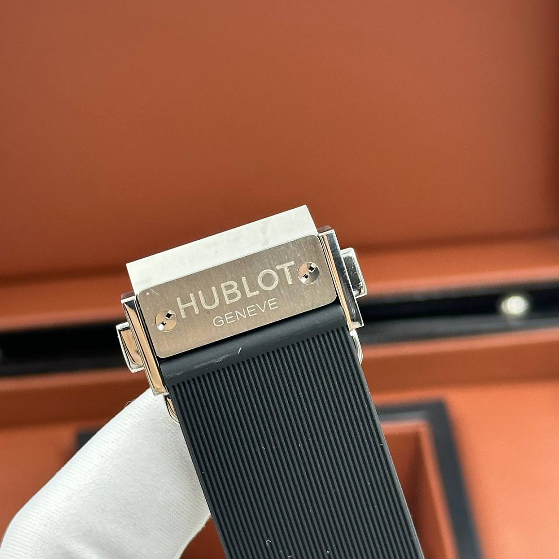 Классические часы Hublot - Classic Fusion