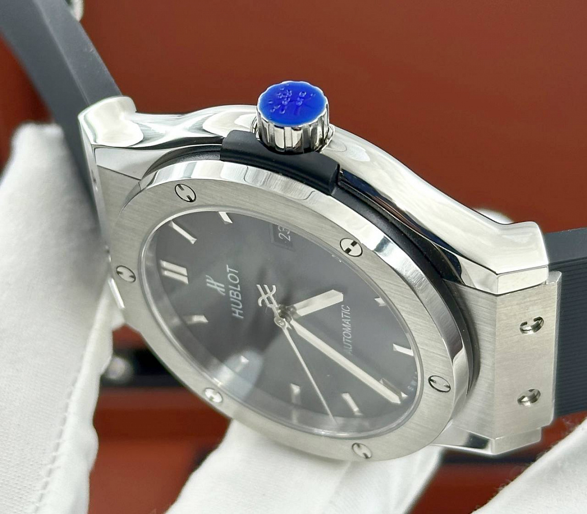 Классические часы Hublot - Classic Fusion