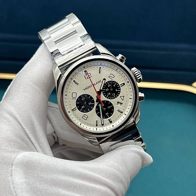 Премиальные часы Montblanc TimeWalker Chronograph 42 мм