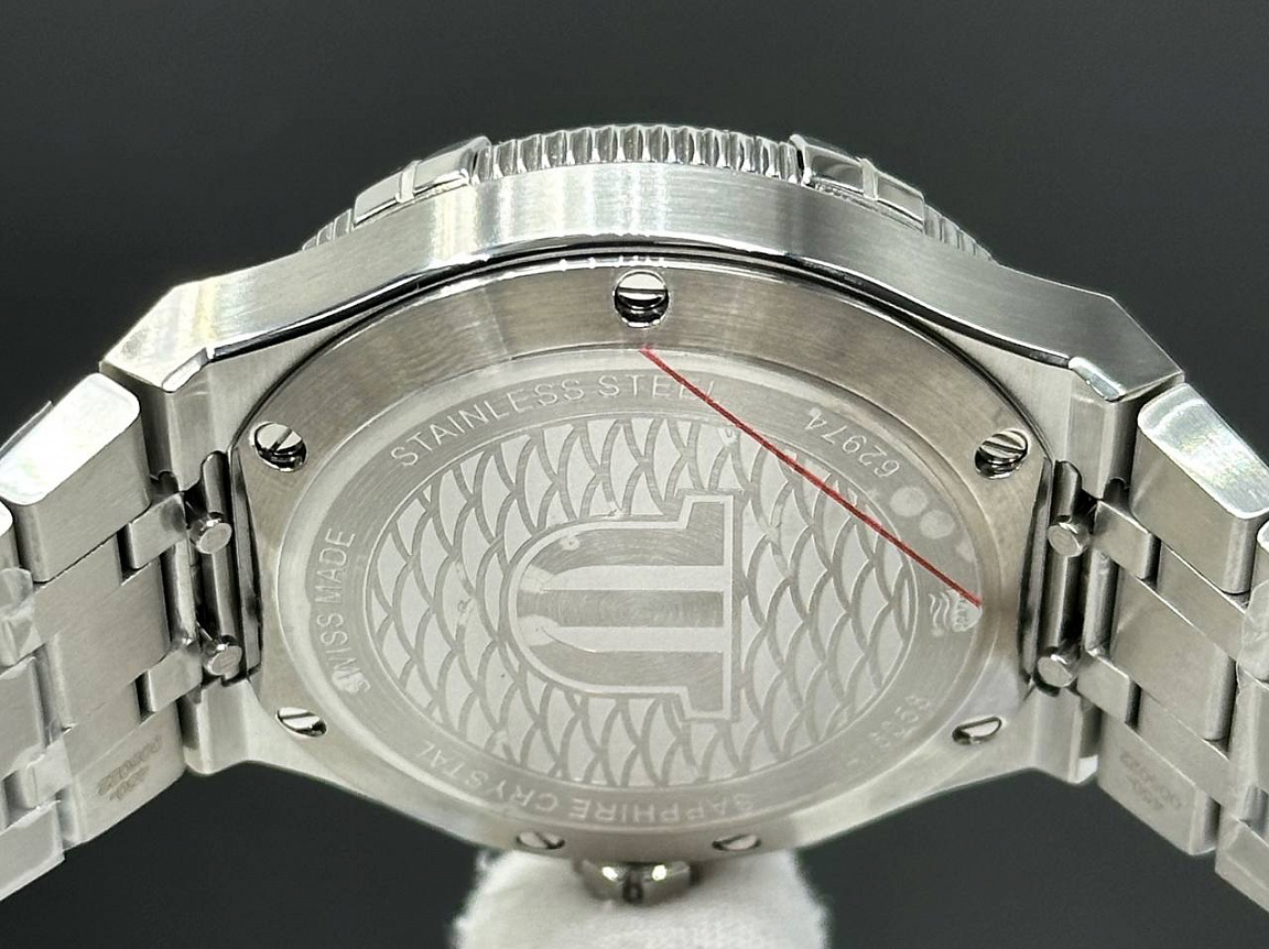 Популярные Часы Maurice Lacroix Aikon Venturer Black