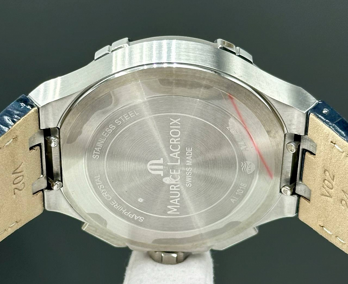 Популярные часы Maurice Lacroix Aikon Chronograph