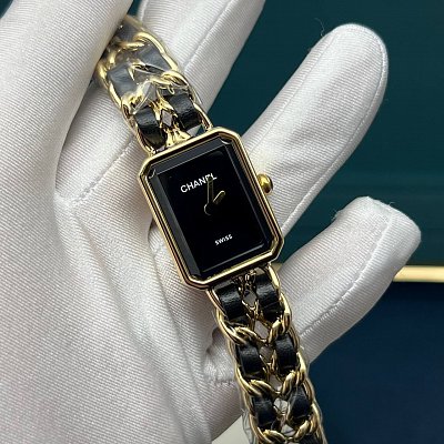 Женские премиальные CHANEL Première — размер корпуса требует уточнения (поставщик указал 20 см).