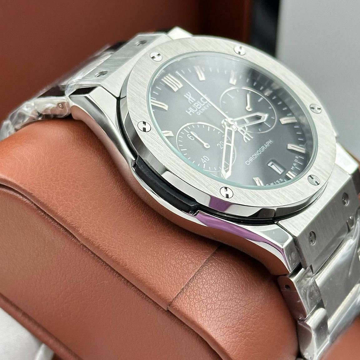 Мощные часы Hublot - Classic Fusion Chronograph King Iron