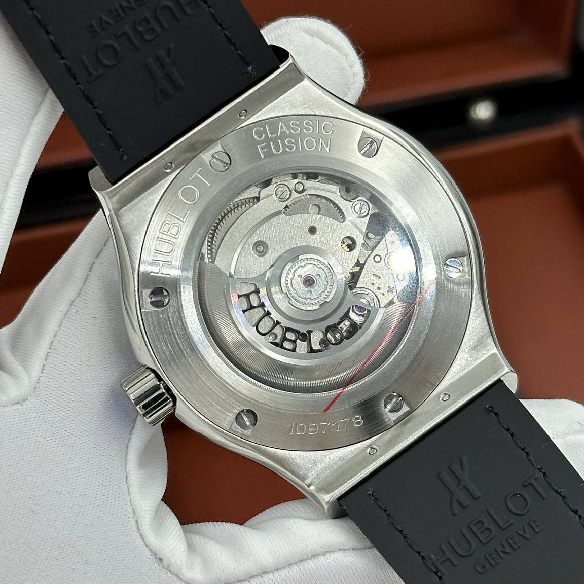 Классические часы Hublot - Classic Fusion