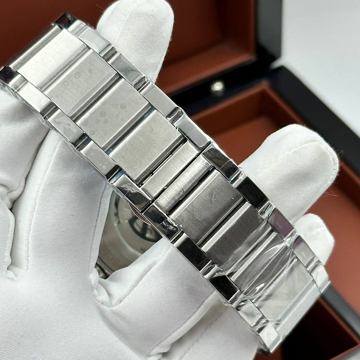 Мощные часы Hublot - Classic Fusion King Iron