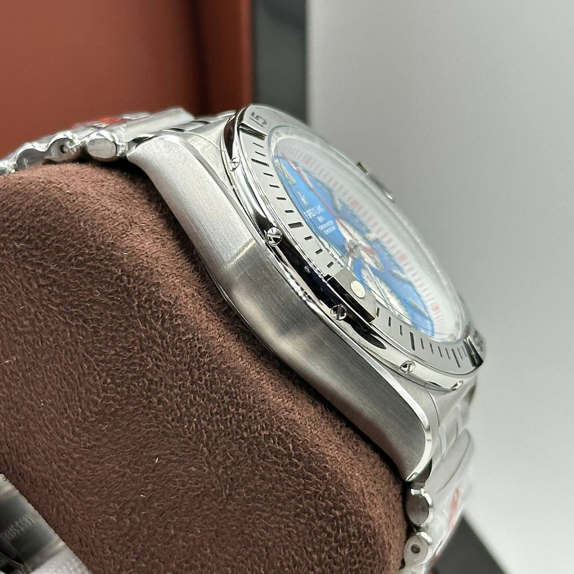 Мощные часы Breitling - Chronomat