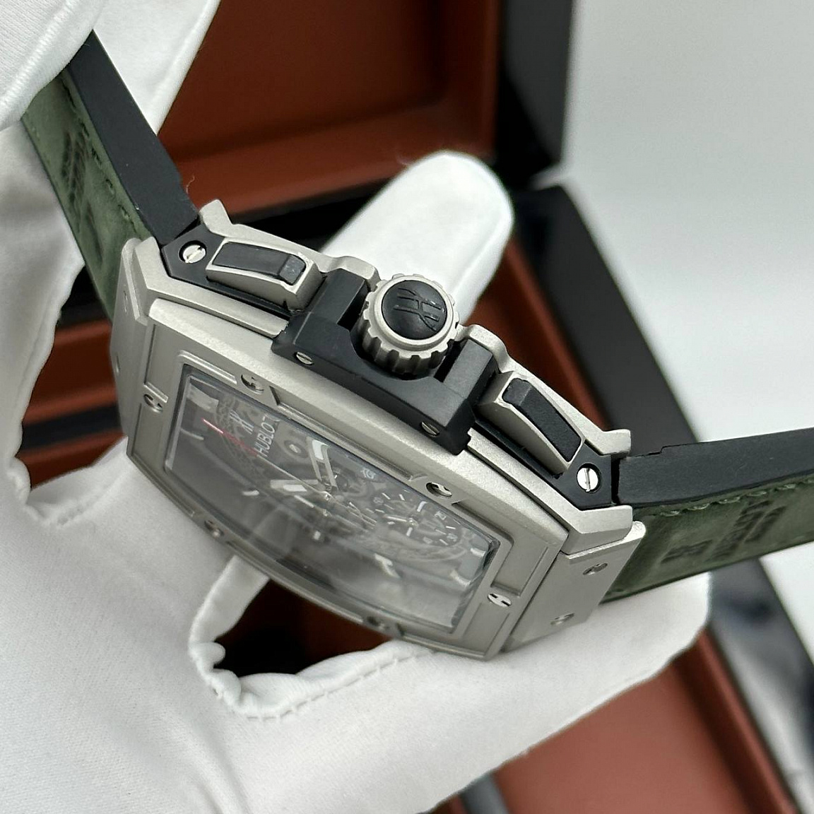 Популярные часы Hublot - Spirit Of Big Bang