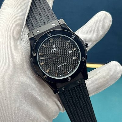 Механика премиум класса Hublot Classic Fusion 45 мм