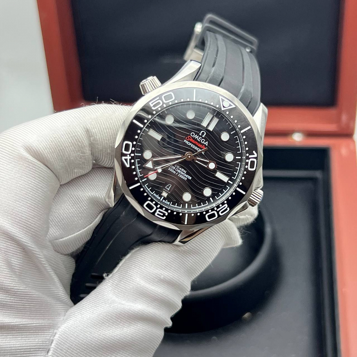 Мужские часы Omega Seamaster Diver 300м