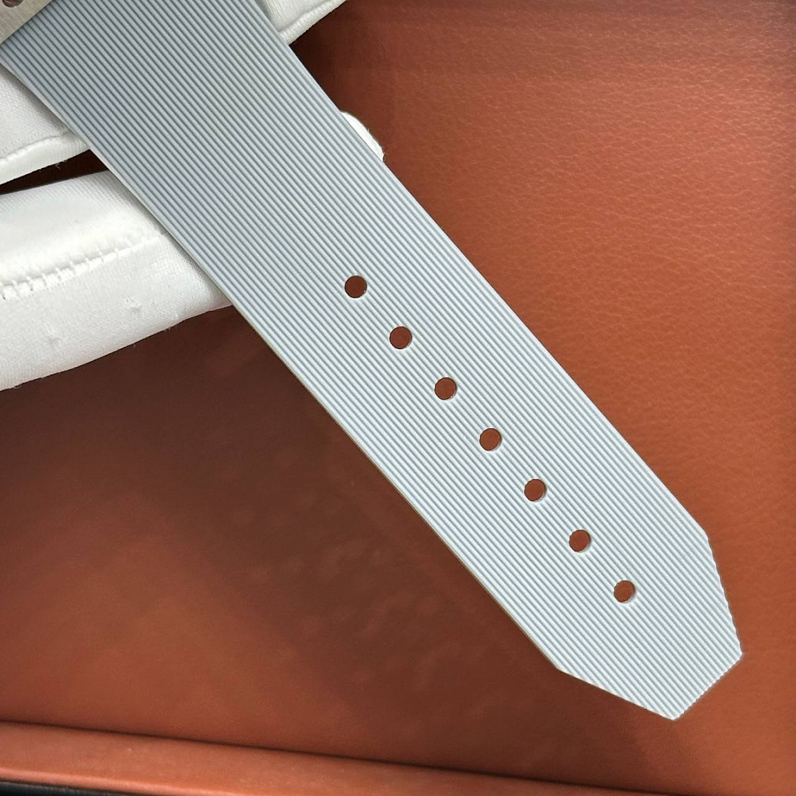 Классические часы Hublot - Classic Fusion
