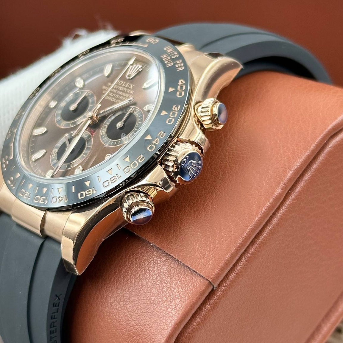 Шикарные часы Rolex - Daytona