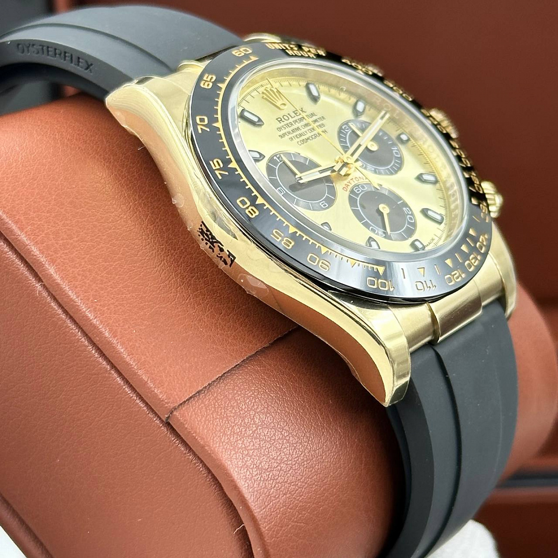 Шикарные часы Rolex - Daytona