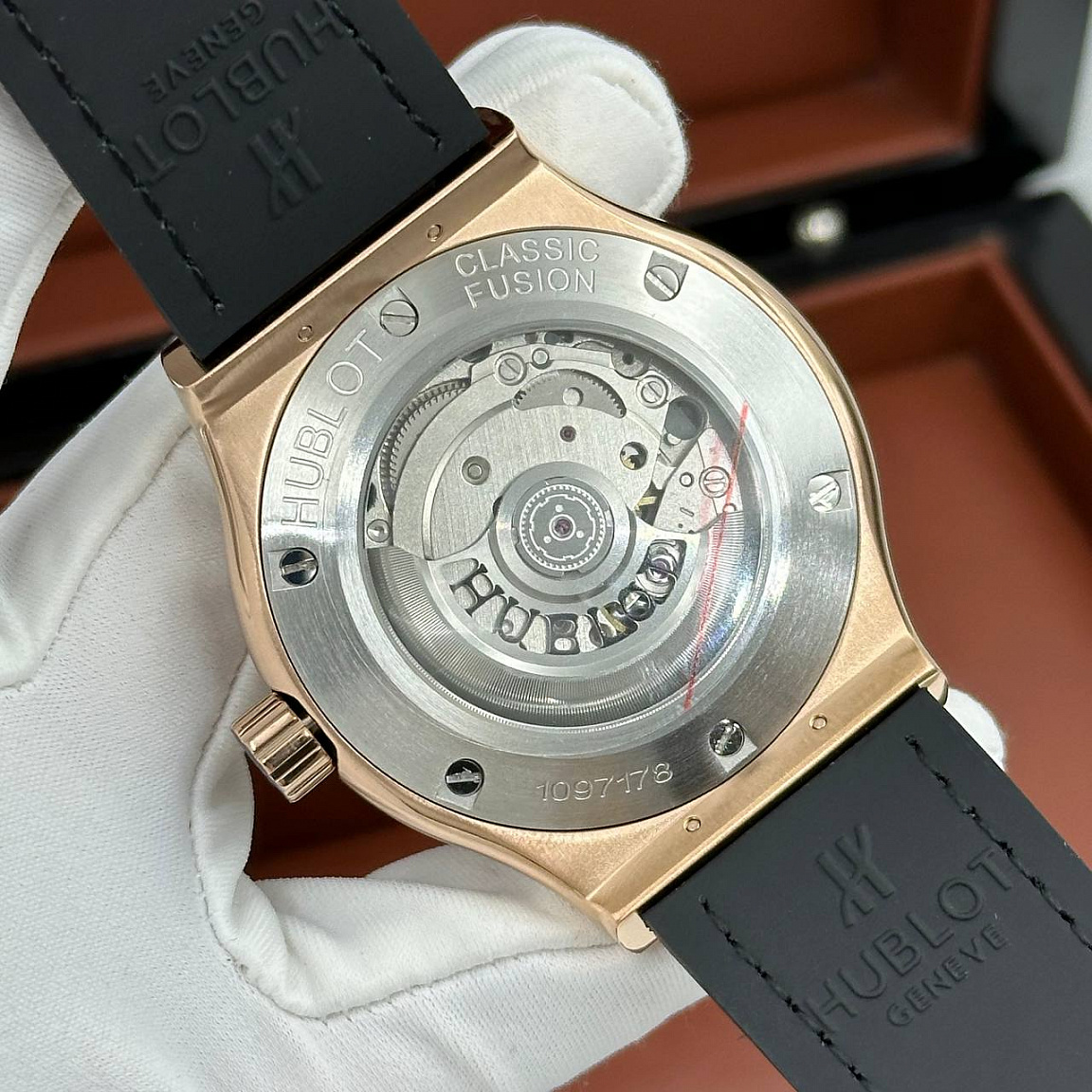 Классические часы Hublot - Classic Fusion