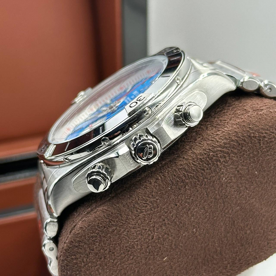 Мощные часы Breitling - Chronomat