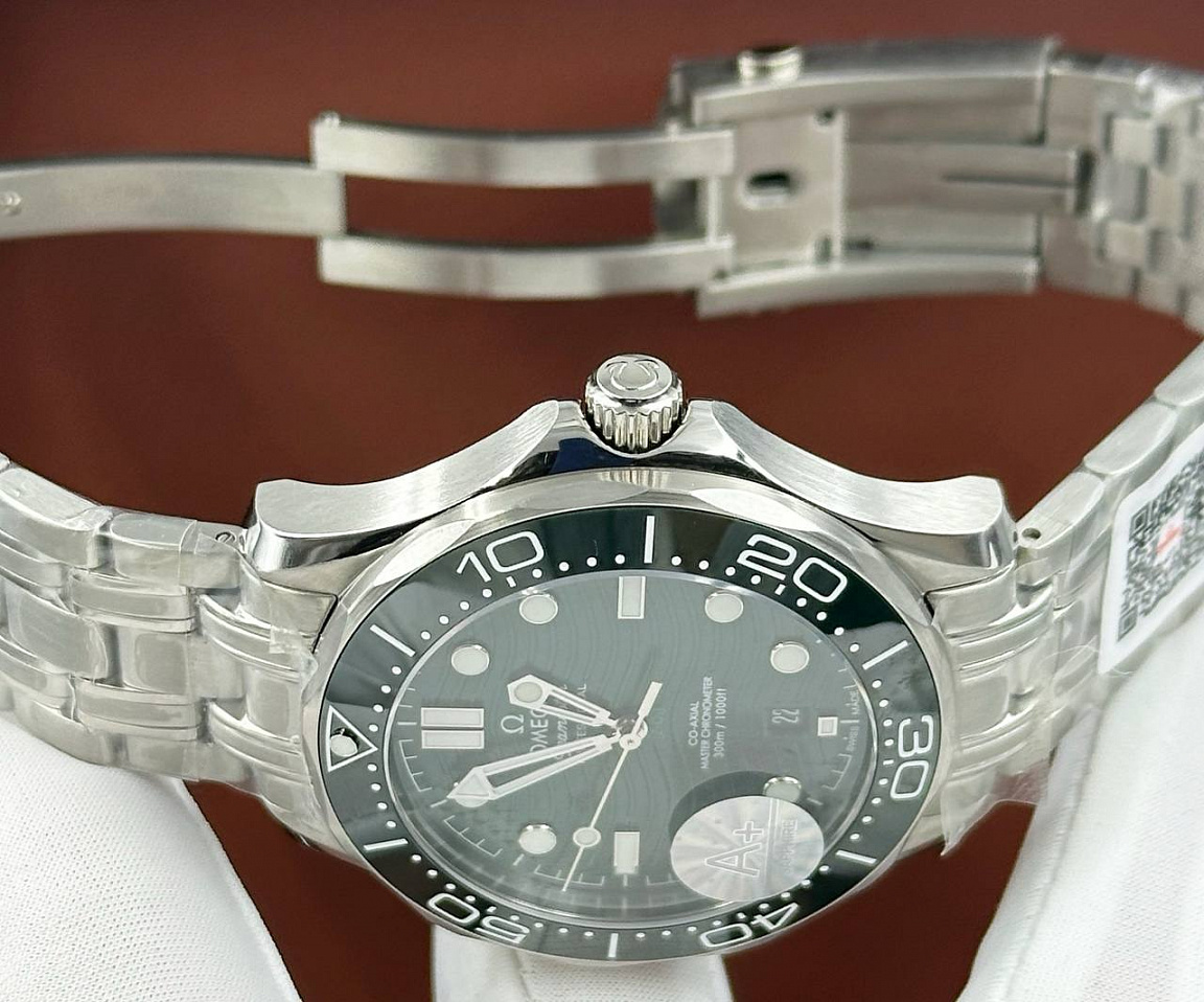 Мужские часы Omega Seamaster
