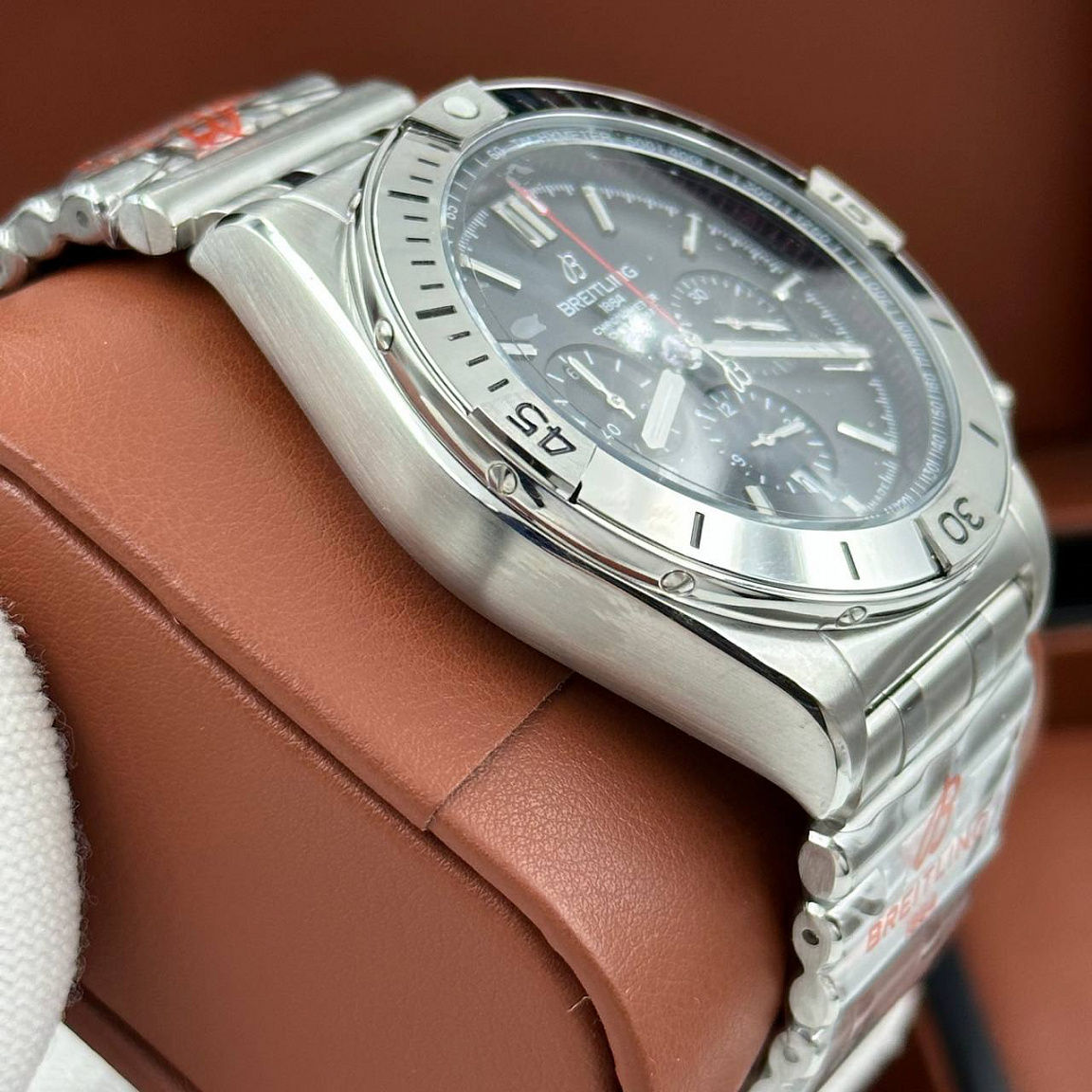 Мощные часы Breitling - Chronomat