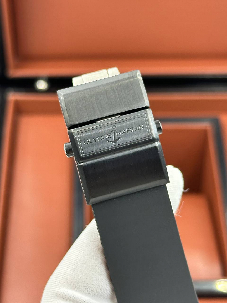 Механические часы Ulysse Nardin Maxi Marine