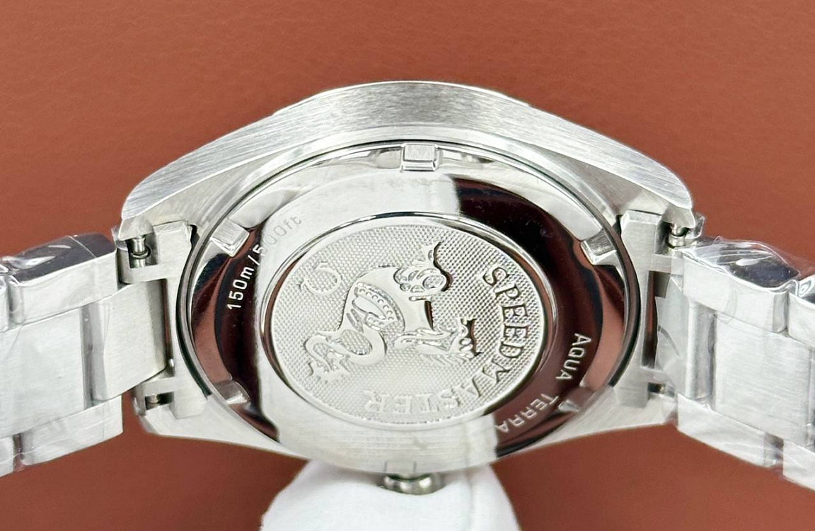 Женские часы Omega Seamaster Aqua Terra