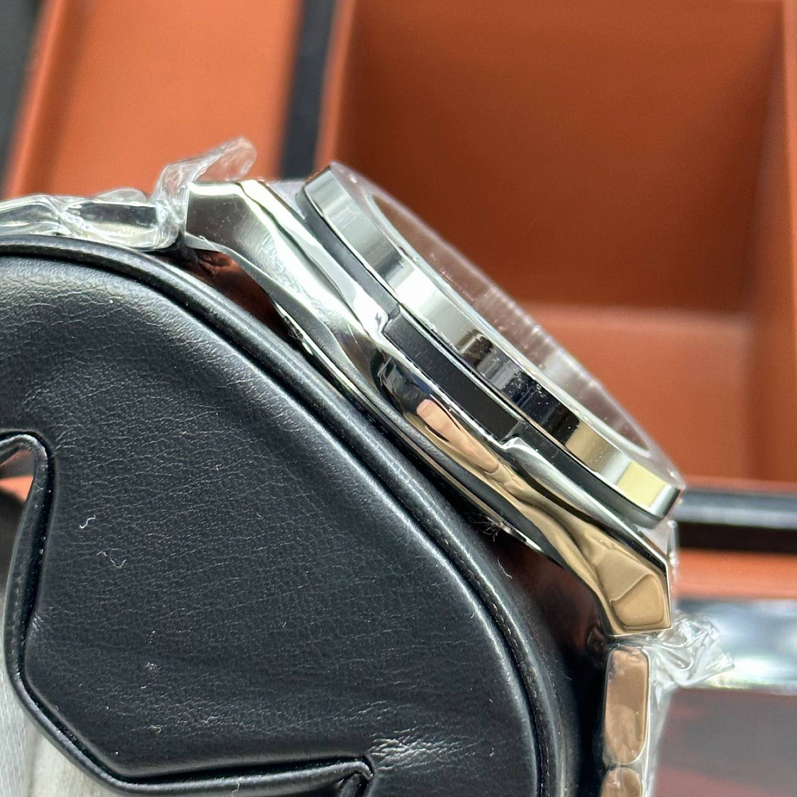 Мощные часы Hublot - Classic Fusion Chronograph King Iron