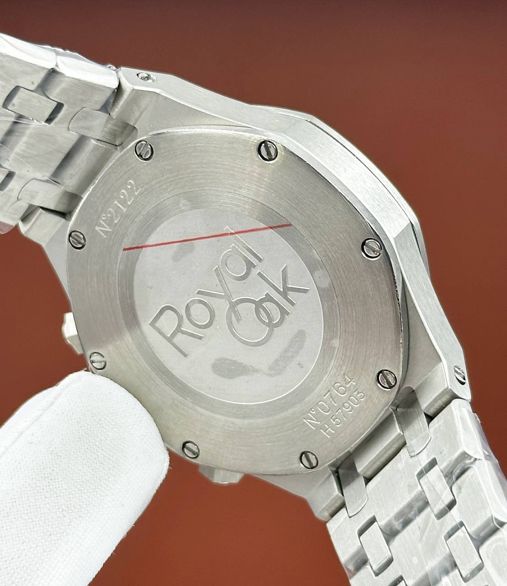 Женские часы Audemars Piguet Royal Oak Chronograph