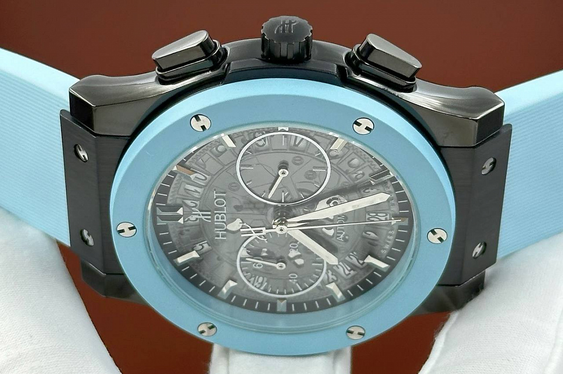 Стильные часы Hublot - Classic Fusion Chronograph