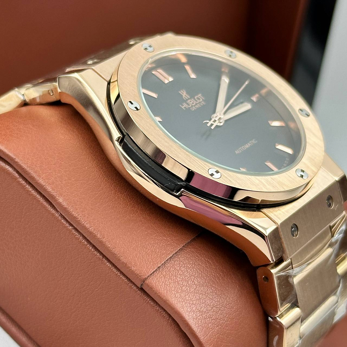 Мощные часы Hublot - Classic Fusion King Iron
