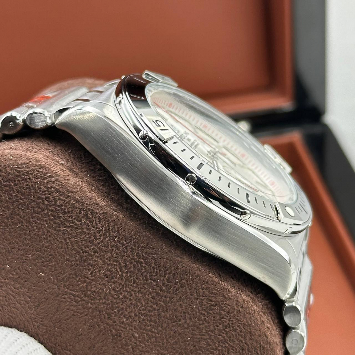 Мощные часы Breitling - Chronomat