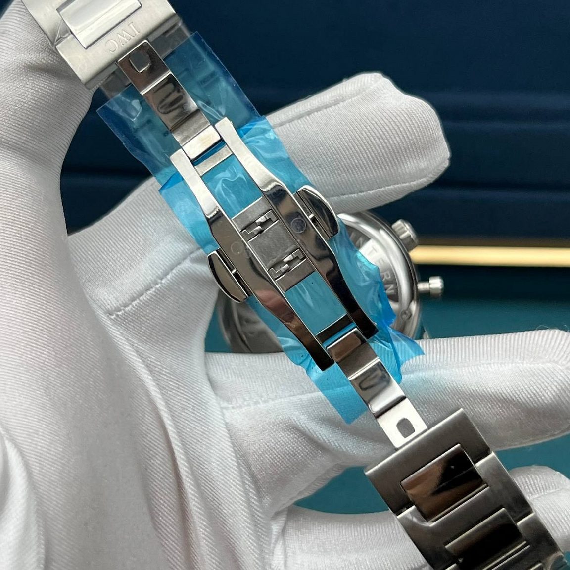 IWC Portugieser Chronograph 40 мм с зелёным циферблатом, сапфировым стеклом и браслетом из нержавеющей стали 316L