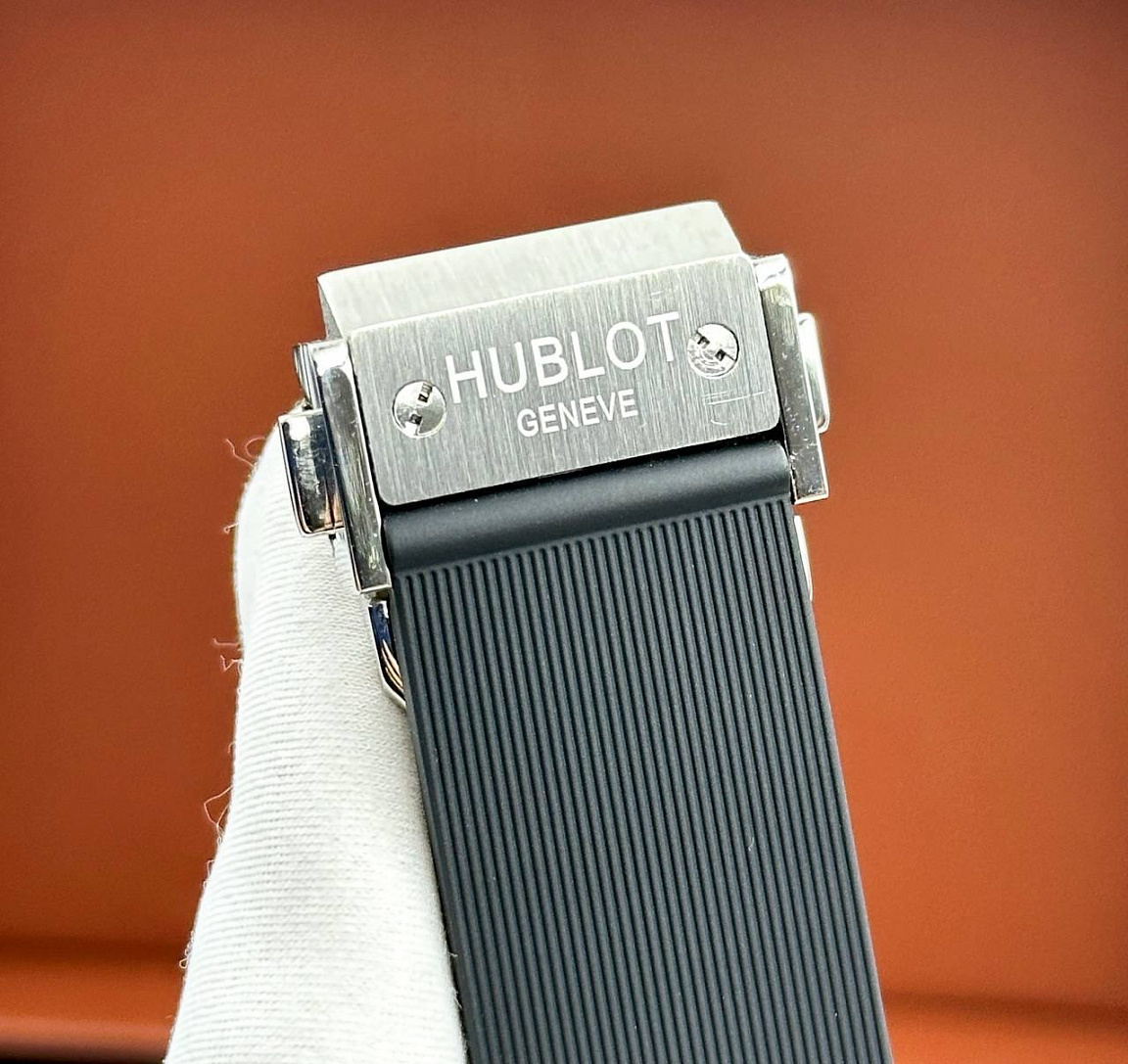 Классические часы Hublot - Classic Fusion