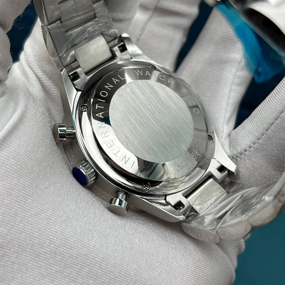 IWC Portuguese 40 мм: чёрный циферблат, корпус и браслет из полированной и сатинированной нержавеющей стали 316L