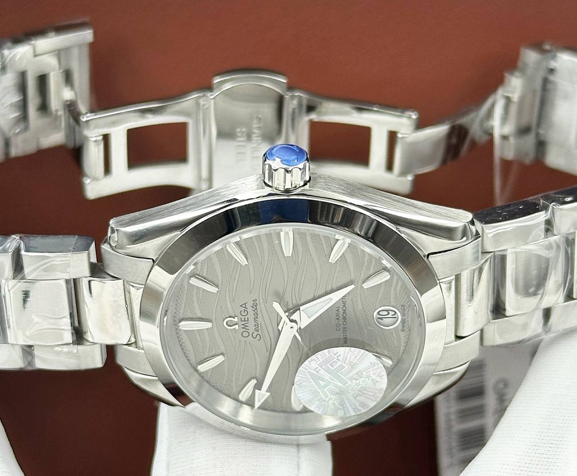 Женские часы Omega Seamaster Aqua Terra